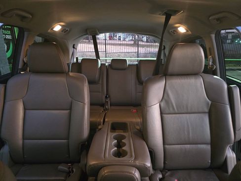 Used 2012 Honda Odyssey EX-L image 41