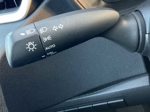 Used 2025 Toyota Corolla LE FWD image 19