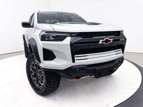 Used 2024 Chevrolet Colorado ZR2 AWD/4WD image 7