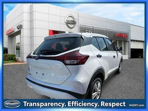 Certified 2021 Nissan Kicks S FWD image 2