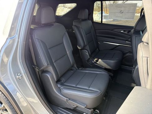 New 2026 Chevrolet Traverse LT image 30