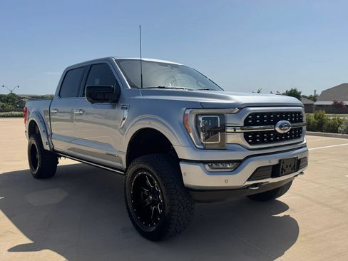 Used 2021 Ford F150 Platinum w/ Equipment Group 701A High AWD/4WD image 3