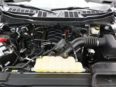 Used 2022 Ford F150 XL w/ Trailer Tow Package image 17