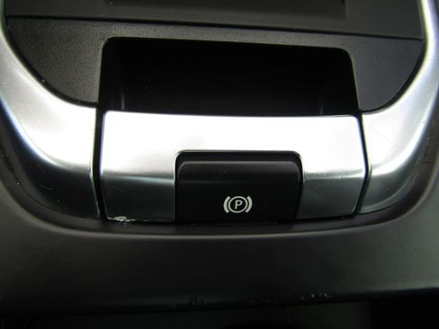 Used 2019 Land Rover Discovery Sport HSE image 35