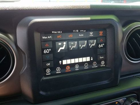 Used 2019 Jeep Wrangler Unlimited Sport S AWD/4WD image 16