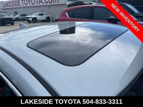 Used 2016 Honda Civic Touring image 8