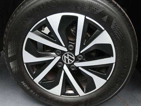 Used 2024 Volkswagen Jetta S FWD image 25