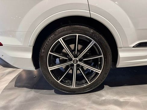 Used 2023 Audi SQ7 Premium Plus image 30