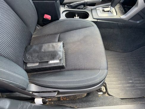 Used 2018 Subaru Forester 2.5i w/ Alloy Wheel Package image 17