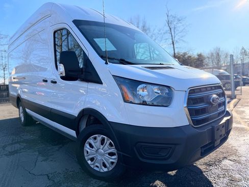 Used 2022 Ford E-Transit 148 High Roof Extended image 1