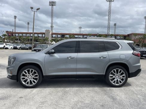 Certified 2025 GMC Acadia Denali w/ Super Cruise Package image 6