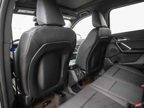 Used 2025 BMW X1 xDrive28i w/ Convenience Package image 21