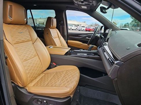 Certified 2023 Cadillac Escalade Sport w/ Touring Package image 22