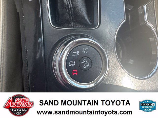 Used 2018 Ford Explorer Platinum AWD/4WD image 19