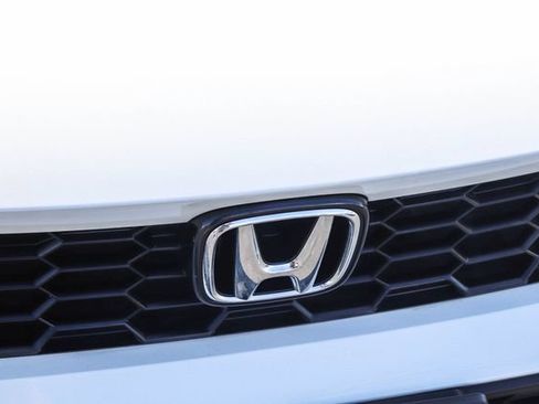 Used 2025 Honda Civic Sport image 6