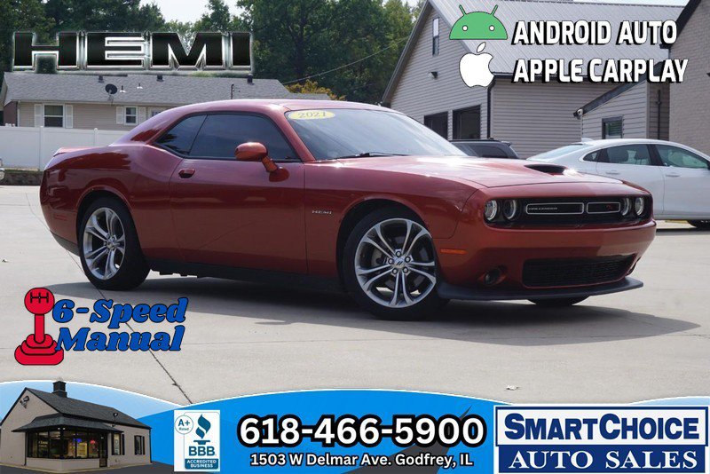 Used 2021 Dodge Challenger R/T RWD image 1