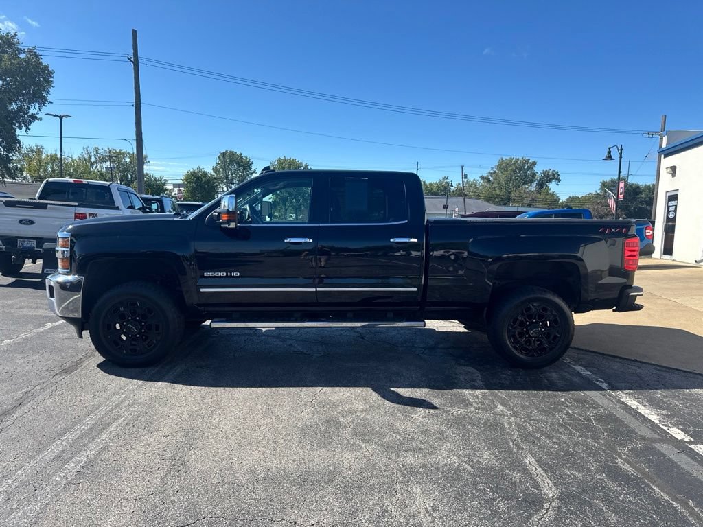 Used 2018 Chevrolet Silverado 2500 LTZ w/ Snow Plow Prep Package AWD/4WD image 7