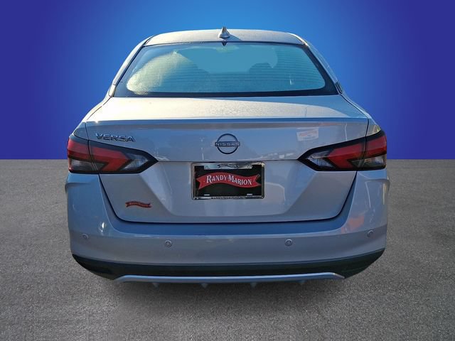 Used 2025 Nissan Versa SV FWD image 5
