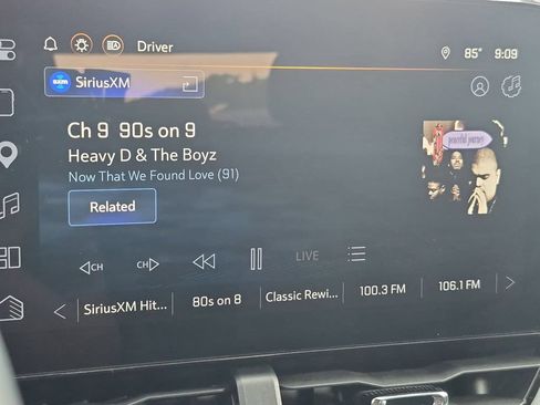 Used 2025 Chevrolet Equinox LT AWD/4WD image 19