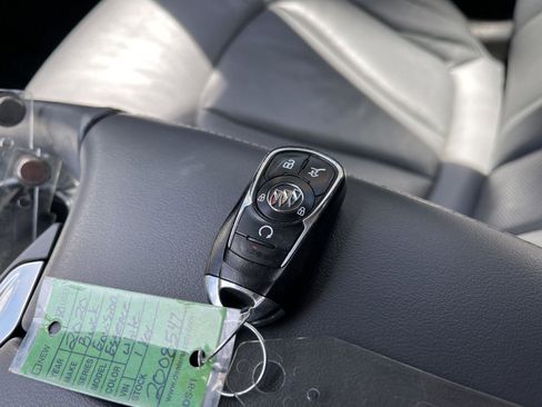 Used 2020 Buick Envision Essence FWD image 42