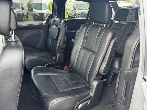 Certified 2020 Dodge Grand Caravan GT FWD image 19