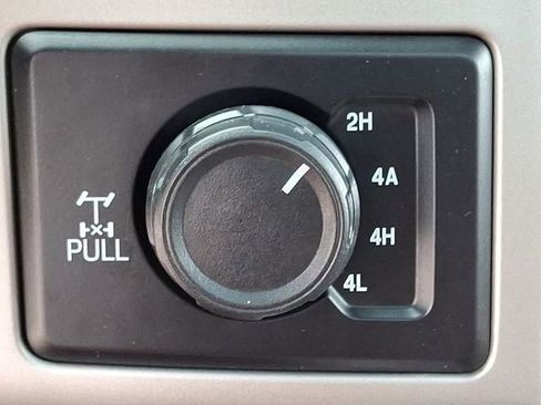 Used 2018 Ford F150 King Ranch w/ Equipment Group 601A Luxury AWD/4WD image 24