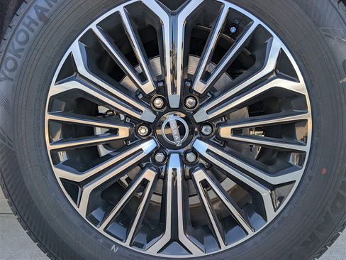 New 2026 Nissan Armada SL image 7