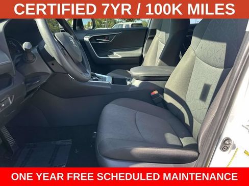 Used 2025 Toyota RAV4 XLE AWD/4WD image 14