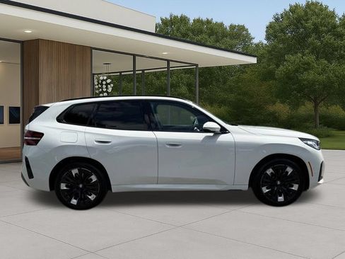 Used 2025 BMW X3 xDrive30i w/ M Sport Package AWD/4WD image 7