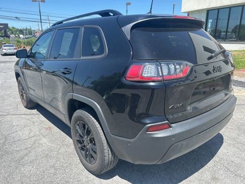 Used 2023 Jeep Cherokee Altitude Lux AWD/4WD image 6