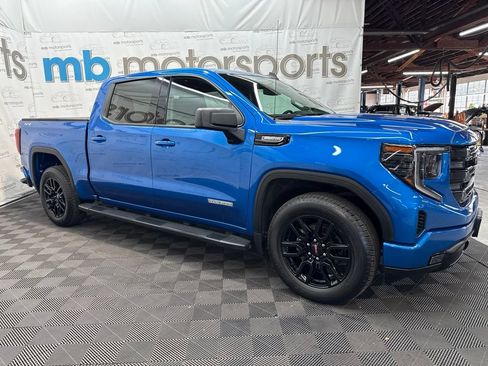 Used 2024 GMC Sierra 1500 Elevation AWD/4WD image 9