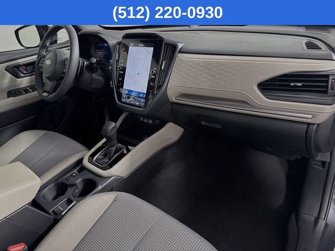 Used 2025 Subaru Forester Premium image 37