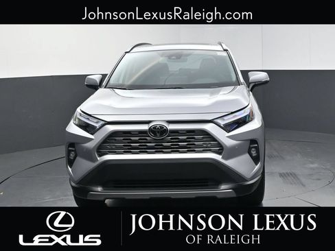 Used 2023 Toyota RAV4 Limited FWD image 4