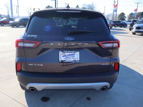 Used 2023 Ford Escape Active image 6