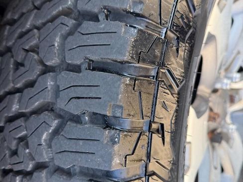 Used 2014 Ford F150 FX4 w/ Equipment Group 402A Luxury image 14