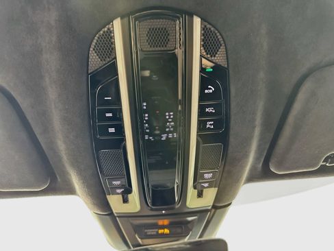 Used 2023 Porsche Cayenne Turbo GT AWD/4WD image 30