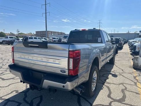 Used 2022 Ford F350 Platinum AWD/4WD image 4