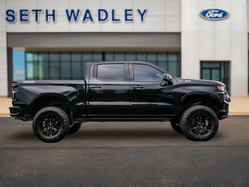 Used 2022 Chevrolet Silverado 1500 Custom Trail Boss AWD/4WD image 8
