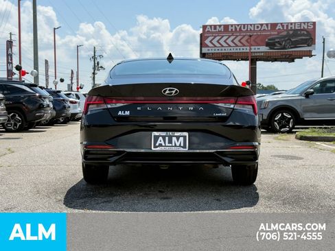 Used 2023 Hyundai Elantra Limited FWD image 5