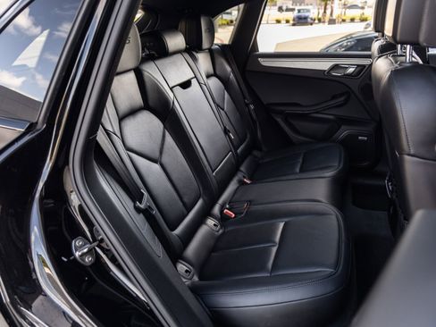 Used 2018 Porsche Macan GTS image 43