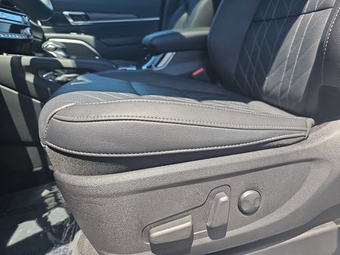 Used 2025 Kia Telluride EX X-Line AWD/4WD image 28