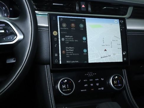 Used 2025 Jaguar F-PACE R-Dynamic S image 24