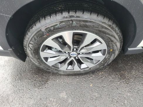 Used 2025 Subaru Outback Limited image 26