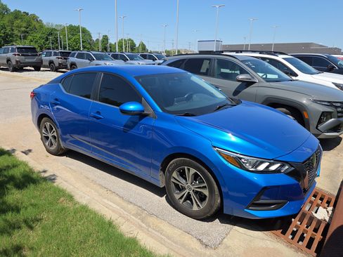 Used 2023 Nissan Sentra SV w/ All-Weather Package image 2