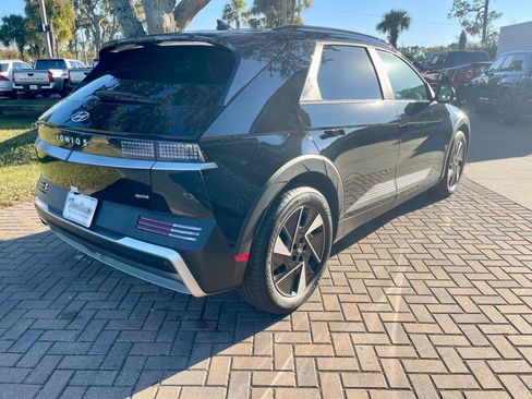 Used 2025 Hyundai Ioniq 5 SEL image 6