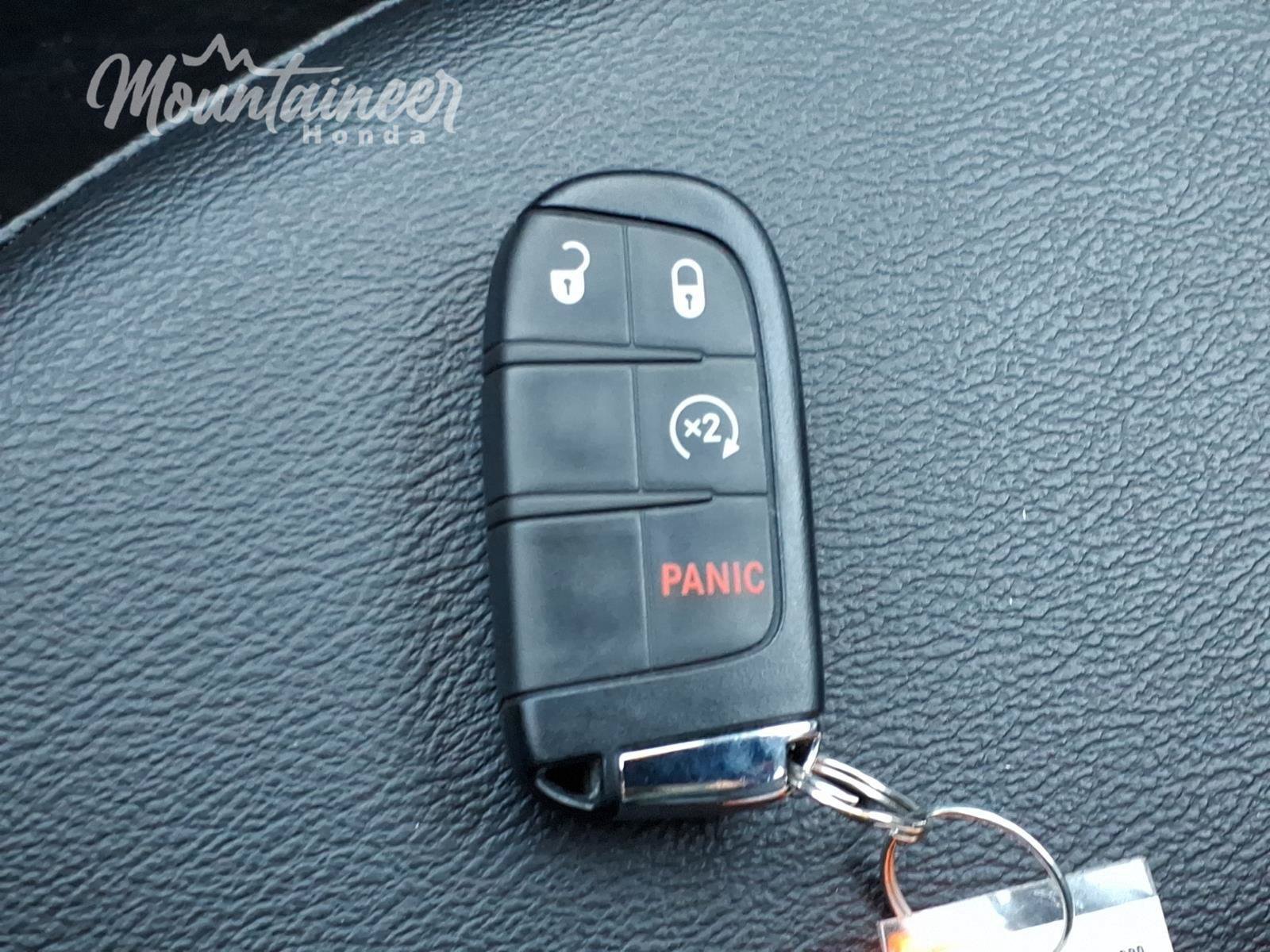 Used 2024 Jeep Compass Limited AWD/4WD image 45