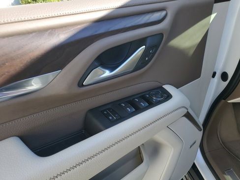 Certified 2022 GMC Yukon XL Denali image 24