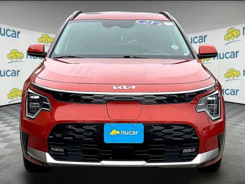 Used 2023 Kia Niro Wave w/ Wave Preserve Package image 2