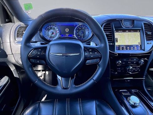 Certified 2023 Chrysler 300 S RWD image 5
