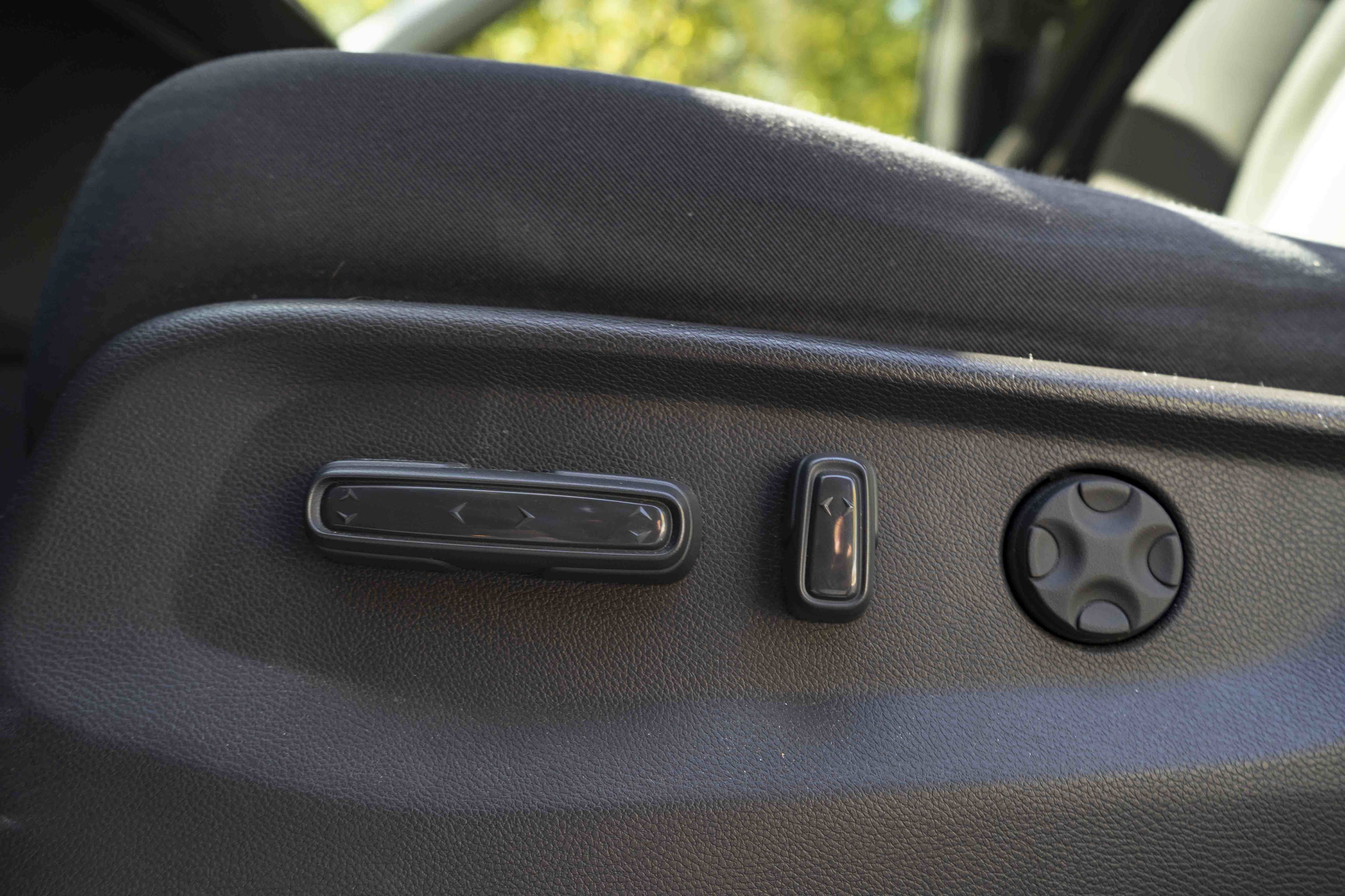 Used 2018 Honda Odyssey EX image 37